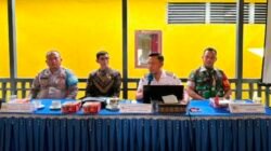 Rapat koordinasi lintas sektoral di Pendopo Kantor Kecamatan Jongkong yang menyepakati aturan pembatasan jam malam bagi anak dan remaja, Selasa (03/12/2025).