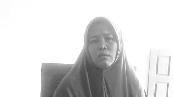Ratna Wati (43), korban kejahatan modus hipnotis di Sukadana, saat hendak membuat laporan kepolisian, Rabu (31/12/2025). (Dok. Ist)