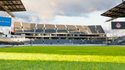 Stadion BMO Field di Toronto, Kanada, yang akan menjadi salah satu venue pertandingan Piala Dunia 2026. FIFA baru saja mengumumkan pemangkasan harga tiket untuk suporter setia timnas. (Dok. FIFA)