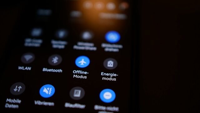 7 Cara Mendinginkan HP Panas, Jaga Suhu Perangkat Tetap Stabil