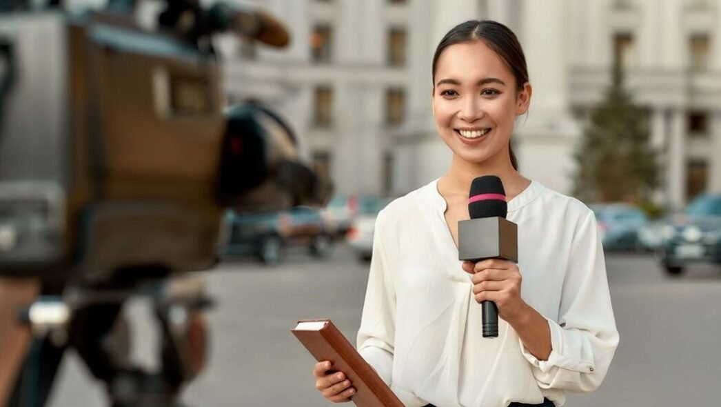 "Masih ragu apakah karirmu saat ini sudah sejalan dengan passion? Cek 5 tanda psikologis ini. Jika kamu merasakannya, selamat! Kamu berada di jalur yang benar."