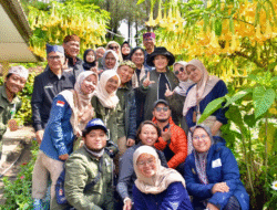 Padukan Konservasi dan Adat, Titiek Soeharto Pimpin Penanaman Edelweiss di Bromo