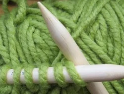 Lebih dari Sekadar Hobi, Ini 5 Fakta Menarik Merajut yang Baik untuk Mental