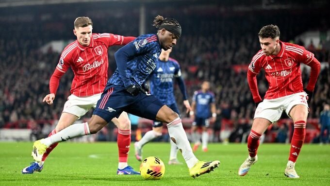 Nottingham Forest vs Arsenal 0-0: Meriam London Buntu
