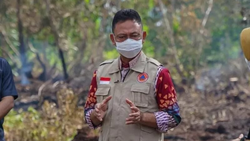 Wali Kota Pontianak Edi Rusdi Kamtono turun langsung ke lokasi karhutla beberapa waktu lalu. (Dok. HO/Faktakalbar.id)
