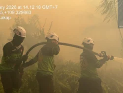Api Karhutla Nyaris Merambat ke Permukiman di Kubu Raya, Polda Kalbar Terjunkan Tim SAR