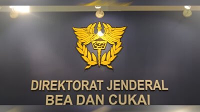 Ilustrasi - Panduan lengkap aturan bea cukai di PLBN Kalimantan Barat. Simak batas nilai belanjaan dan barang yang dilarang agar tidak disita petugas. (Dok. Ist)
