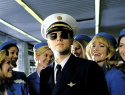 Belajar Waspada dari Layar Kaca, Ini 4 Film Tentang Penipuan Uang Paling Menghebohkan