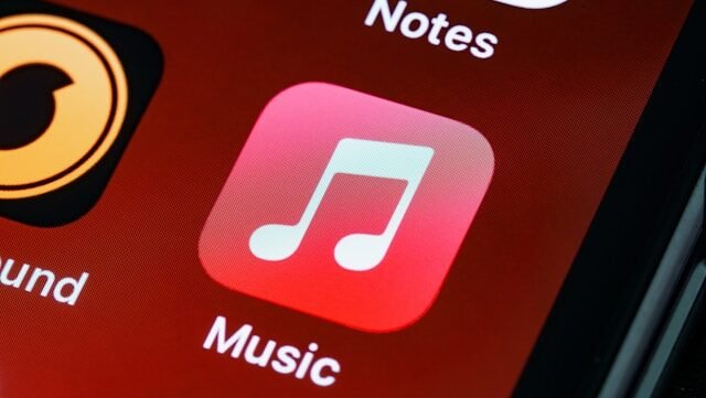 Atasi Memori iPhone Penuh Akibat Apple Music