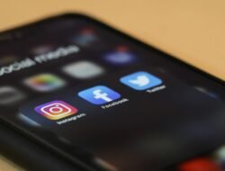 Rebut Kembali Hidupmu: Panduan Detoks Digital 7 Hari untuk Kurangi Kecanduan HP Tanpa Tersiksa