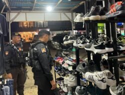 Cegah Kejahatan Malam Hari, Polisi Sisir Kawasan Vital dan Pemukiman di Kayong Utara
