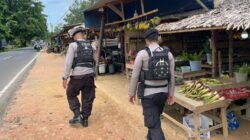 "Manfaatkan libur Isra Mi'raj, Polres Kayong Utara intensifkan patroli di pemukiman warga Sukadana. Langkah ini untuk mencegah pencurian rumah kosong."