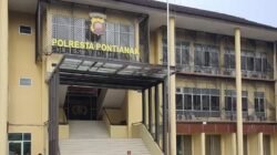 "Kasus dugaan pelecehan seksual yang menyeret M (25) memasuki babak baru. Polresta Pontianak lakukan pemanggilan perdana, kuasa hukum korban minta transparansi dan pemulihan hak korban."