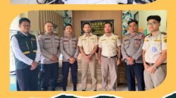 Petugas Karantina Kalbar dan personel Polres Ketapang berfoto bersama usai koordinasi pemutakhiran data senjata api dan administrasi Polsus. (Dok. HO/Faktakalbar.id)
