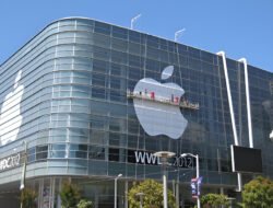 Apple Resmi Gandeng Google, Akhiri Persaingan Demi AI