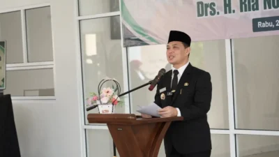 Gubernur Kalimantan Barat Ria Norsan memberikan sambutan saat peresmian Gedung KRIS dan Unit Stroke di RSUD dr. Soedarso. (Dok. HO/Faktakalbar.id)