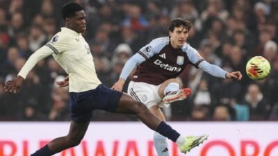 Villa Dipermalukan Everton 0-1, Gagal Geser City