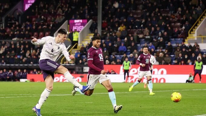 Hasil Burnley vs Man Utd 2-2: Era Pasca-Amorim Dimulai