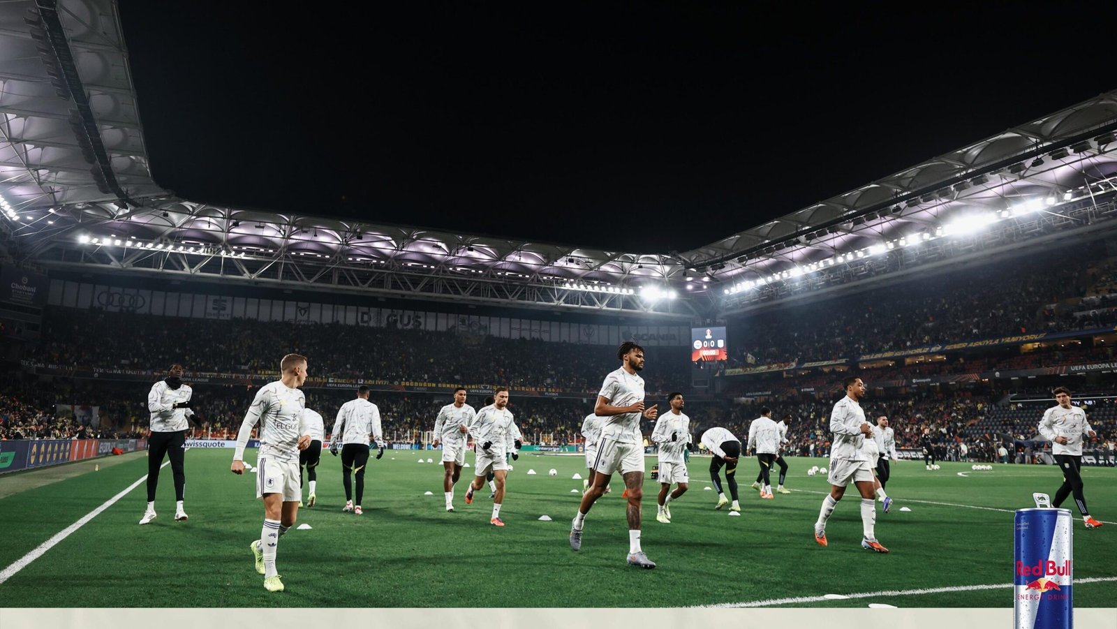 Hasil Liga Europa: Aston Villa & Lyon Lolos