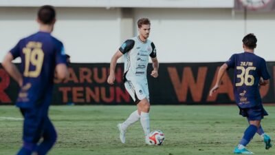 Persija Bungkam Persita 2-0