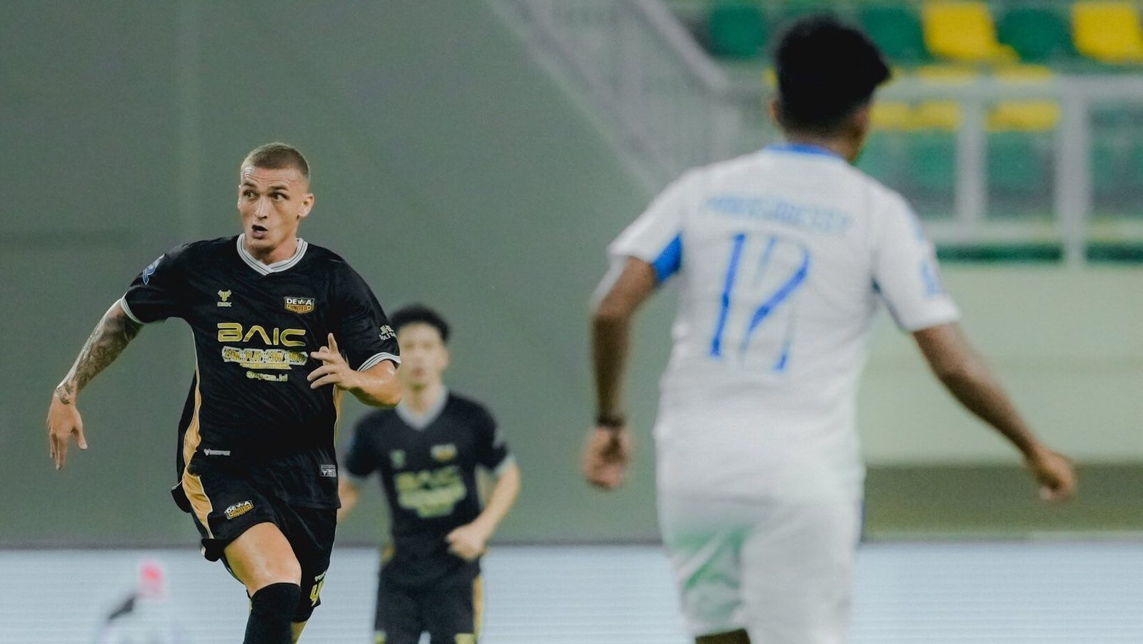 Dewa United Libas Arema FC 2-0