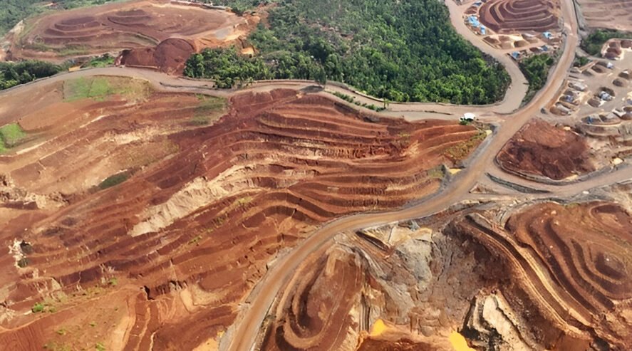 Ilustrasi - Kapolda Kalbar Irjen Pol Pipit Rismanto tegaskan aktivitas tambang ilegal bukan karena faktor ekonomi. Pelaku pakai alat berat bukti keserakahan. (Dok. Ist)