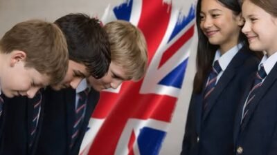 "Inggris resmi perkenalkan kurikulum wajib bagi siswa laki-laki untuk hormati perempuan. Kebijakan ini menuai respons positif netizen sebagai upaya kurangi budaya patriarki."