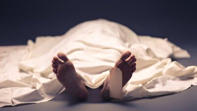 Ilustrasi - Mayat pria tanpa identitas ditemukan di Sungai Pawan dekat Jembatan Pawan 2. Tim SAR, Polisi, dan warga setempat tangani evakuasi. (Dok. Ist)