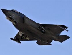 Serangan Presisi F-35B AS Ratakan Jet Tempur dan Sistem Rudal Venezuela