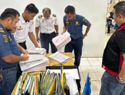 Kejati Kalbar Sita Sejumlah Dokumen Saat Lanjut Penggeledahan di KSOP Ketapang