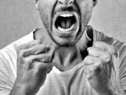 Mabuk, Pria Mengaku Wartawan Mengamuk di Sungai Pinyuh