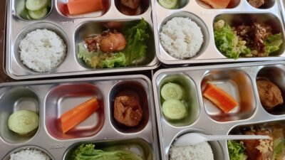 Ilustrasi - Pemerintah nilai MBG lebih mendesak dibanding lapangan kerja. Benarkah rakyat kelaparan atau data pengangguran 7,5 juta orang yang diabaikan? (Dok. Ist)