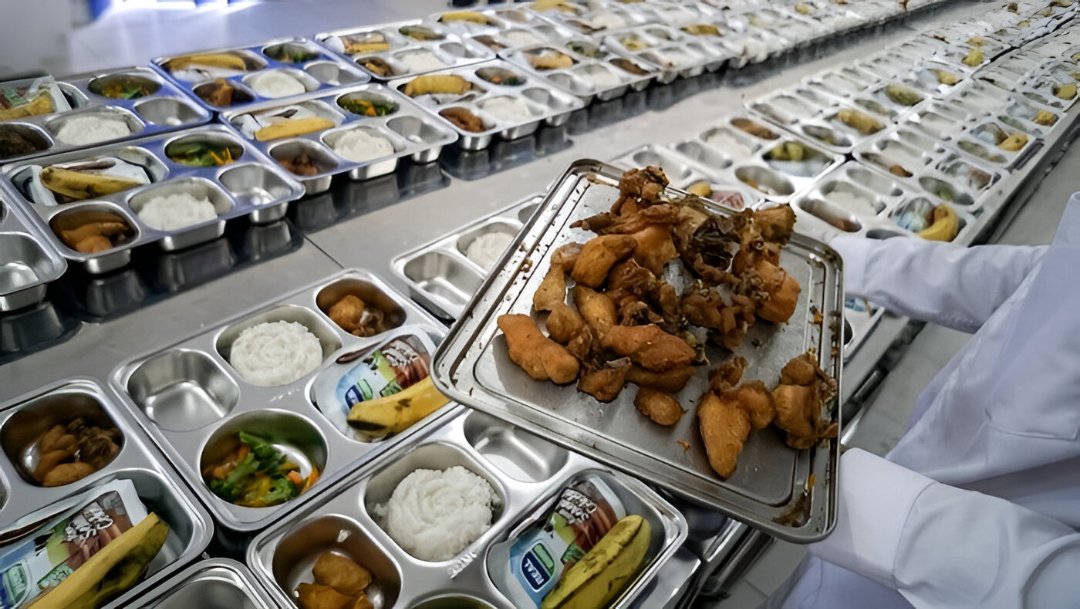 Ilustrasi - BGN melarang pemaksaan program Makan Bergizi Gratis (MBG) di sekolah elit yang menolak. Penolakan dianggap sah jika siswa sudah mampu. (Dok. Ist)