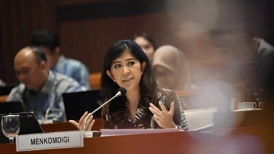 Komdigi terbitkan aturan baru registrasi kartu seluler wajib scan wajah. Warga dibatasi maksimal punya 3 nomor di setiap operator. (Dok. Ist)