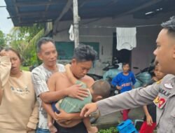 Sempat Terpisah, Polsek Pontianak Barat Gerak Cepat Antar Anak Tersesat Kembali ke Pelukan Orang Tua