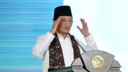 Menag Nasaruddin Umar menyebut salat yang khusyuk melahirkan perilaku menjaga alam. Ia meminta umat Islam berhenti merusak lingkungan. (Dok. Ist)