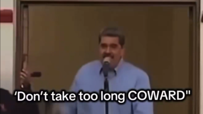 Momen saat Nicolas Maduro menantang Donald Trump dalam konferensi pers di Istana Miraflores, 12 Agustus 2025. Tantangan agar AS "datang menjemputnya" akhirnya terjawab dengan operasi penangkapan pada 3 Januari 2026. (Dok. Ist)