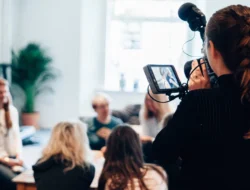 Jangan Kejar Klik Semata, Ini Panduan Etis Meliput Kasus Kekerasan Seksual yang Wajib Dipahami Jurnalis