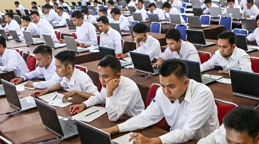 Meski pemerintah belum merilis jadwal resmi, calon pelamar cerdas wajib melakukan persiapan CPNS 2026 sejak dini. (Dok. Ist)