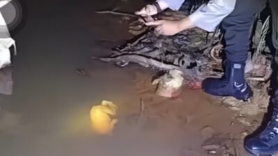 Warga Sanggau digegerkan dengan penemuan bayi di Sungai Semboja Indah 2, Senin malam (19/1). Polisi kini tengah melakukan penyelidikan. (Dok: Ist)
