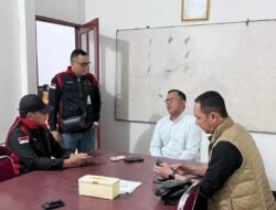 Buru Bukti Korupsi Bauksit, Kejati Kalbar Geledah Kantor PT DSM di Sanggau