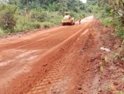 Perbaikan Jalan Kekura–Mahawa Dikebut, Alat Berat Dikerahkan di Dua Titik