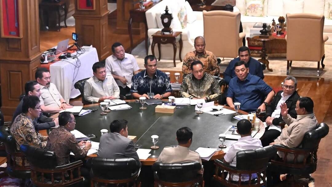 Suasana pertemuan Presiden Prabowo Subianto bersama para menteri Kabinet Merah Putih di Hambalang, Bogor. (Dok. HO/Faktakalbar.id)