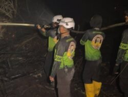 Nyaris Sambar Rumah Warga di Serdam, Tim Gabungan Blokir Jalur Api Karhutla