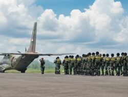 Tingkatkan Profesionalisme, Lanud Supadio Kawal Penerjunan Prajurit Korpasgat