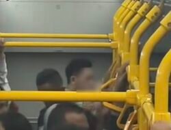 Bikin Resah Penumpang, Pria Masturbasi di Bus TransJakarta Diringkus dan Diserahkan ke Polisi