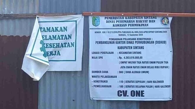 "Proyek pembangunan Kantor Dishub Sintang senilai Rp 4,3 Miliar belum selesai meski kontrak habis. LSM Somasi soroti lemahnya pengawasan Dinas Perkim dan CV ONE."