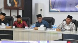 Suasana rapat asistensi persiapan MTQ XXXIV Tingkat Provinsi Kalimantan Barat Tahun 2026 yang dipimpin Bupati Kayong Utara di Aula Pendopo Bupati. (Dok. HO/Faktakalbar.id)