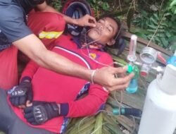 Dua Relawan MPA Rasau Jaya Alami Sesak Napas Saat Padamkan Karhutla