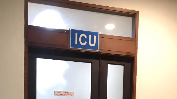 Ilustrasi - RSUD dr. Agoesdjam merawat intensif bocah korban penganiayaan di Ketapang. Tim medis menemukan luka memar dan patah tulang pada tubuh korban. (Dok. Ist)